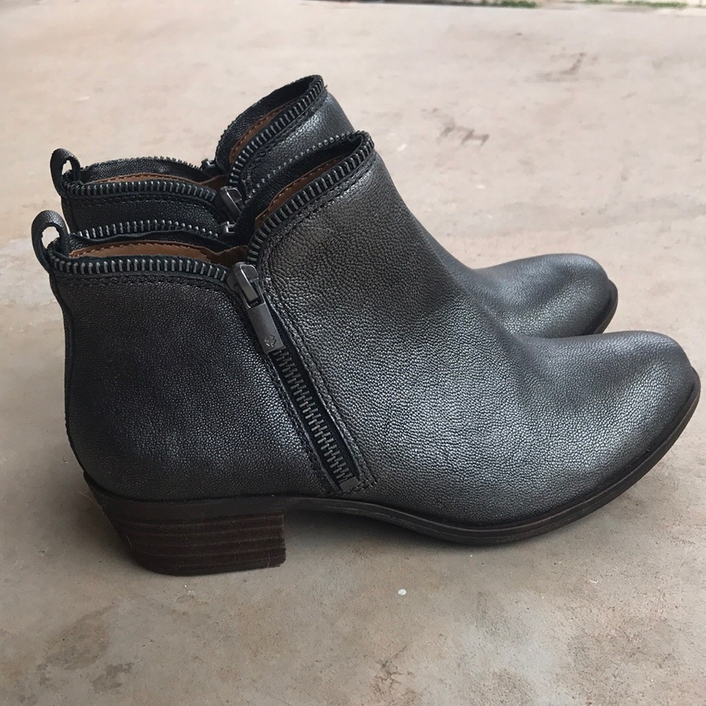 Lucky Brand metallic gray ankle bootie